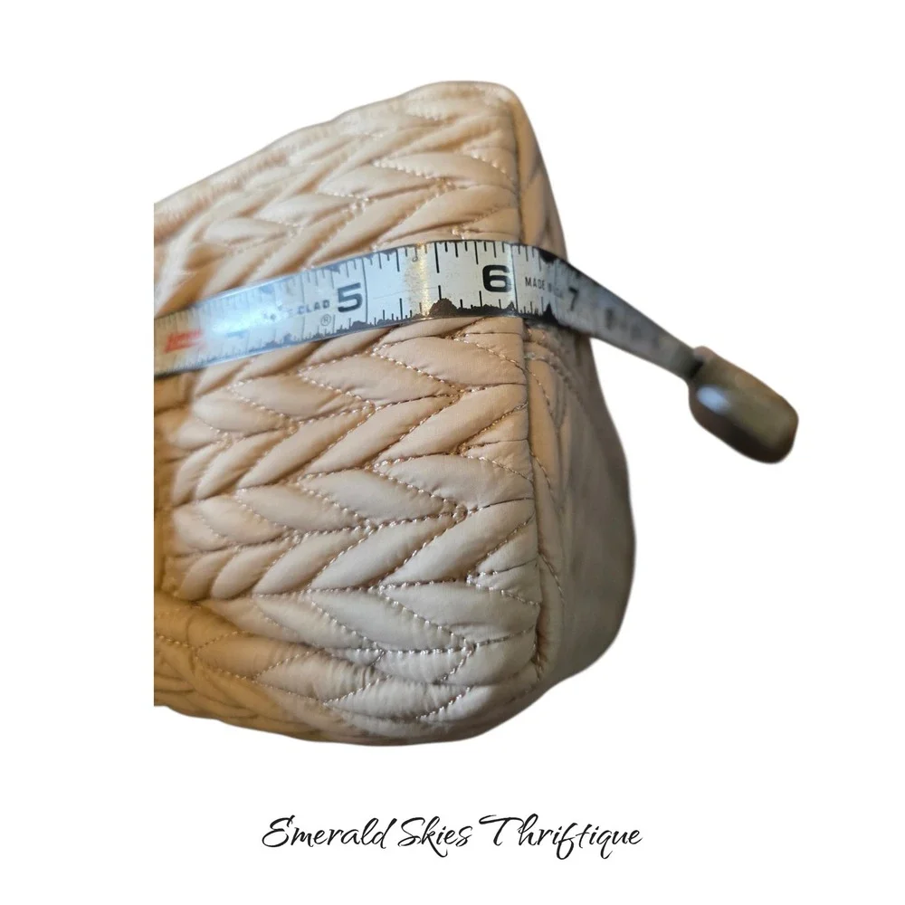 Vince Camuto vince camuto